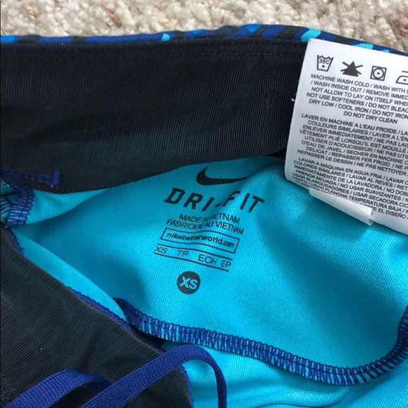 Cropped women’s leggings - Picture 3 of 3